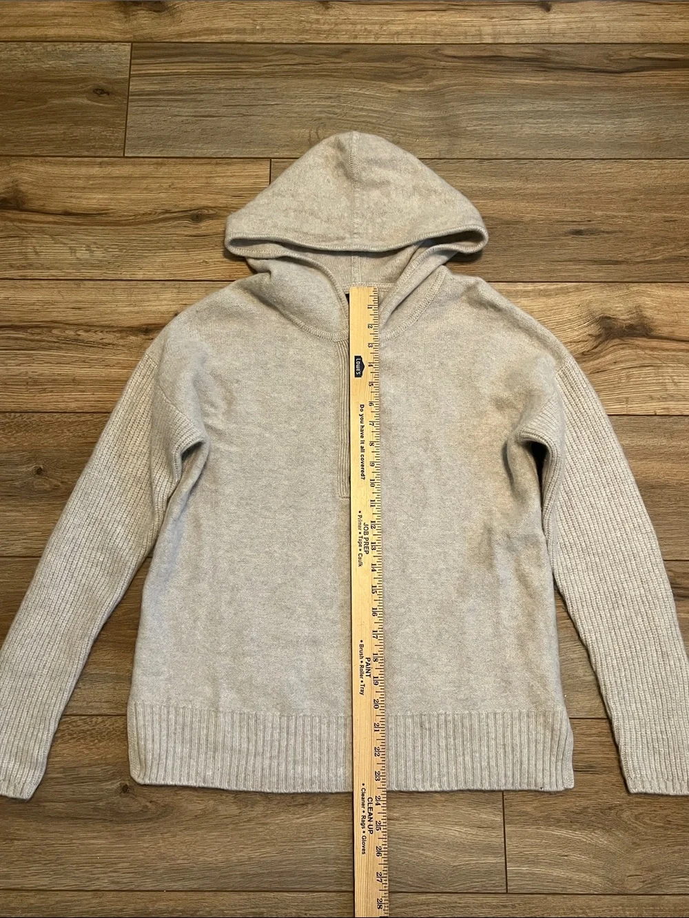 Tahari 100% 2-Ply Cashmere Hooded Sweater Oatmeal Women’s Medium Button Henley